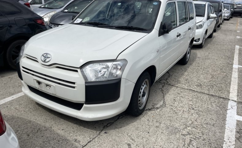 TOYOTA PROBOX DX COMFORT 2019