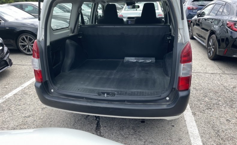 TOYOTA PROBOX DX COMFORT 2019