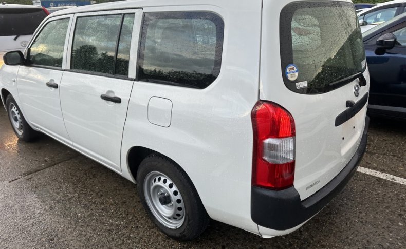 TOYOTA SUCCEED UL 2019