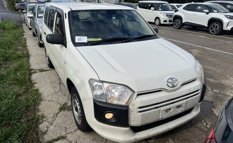 TOYOTA PROBOX DX COMFORT 4WD 2019