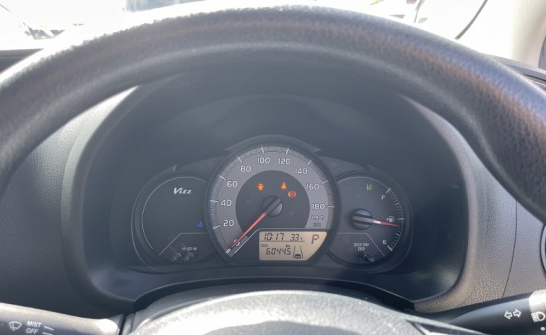 TOYOTA VITZ F 2019