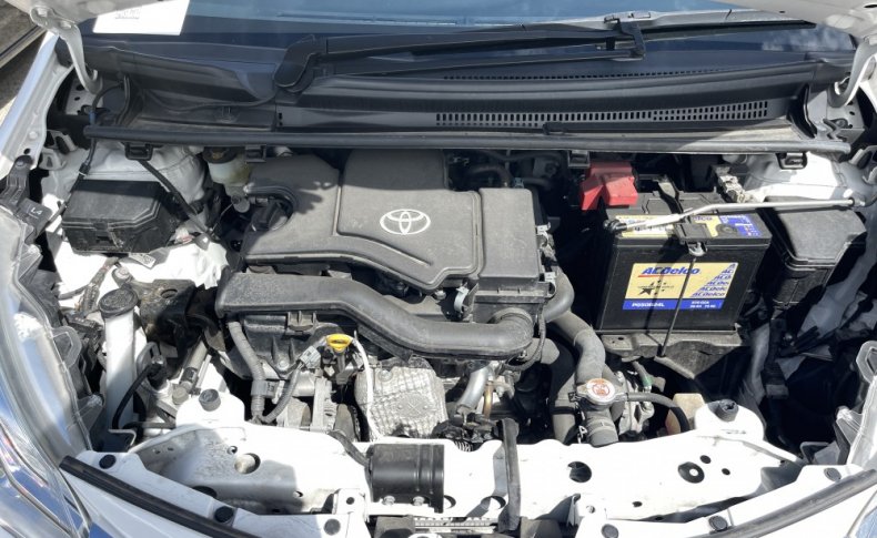 TOYOTA VITZ F 2019