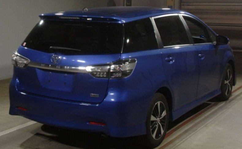 TOYOTA WISH S 2015