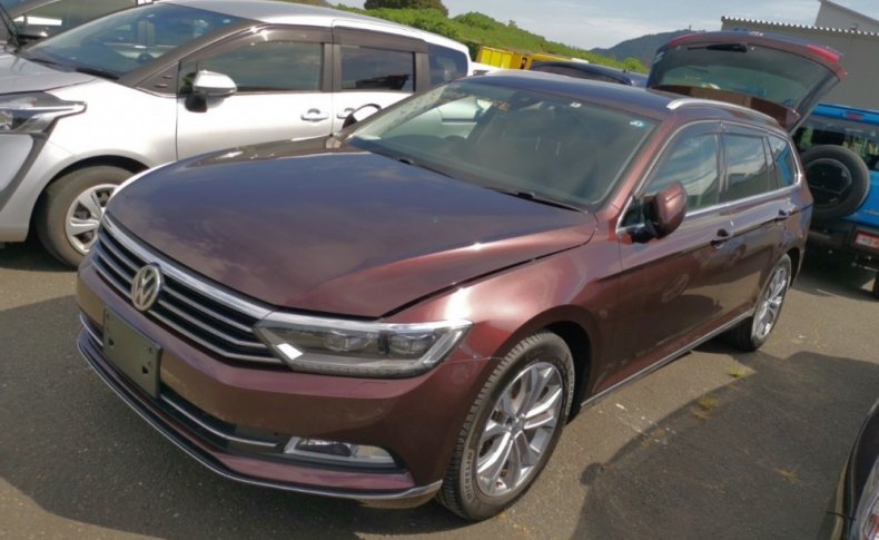 VOLKSWAGEN PASSAT VARIANT TSI HIGH LINE 2016