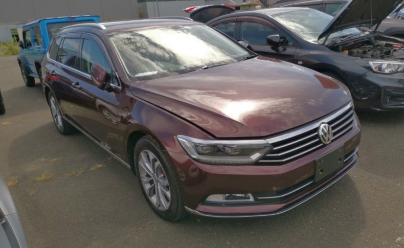 VOLKSWAGEN PASSAT VARIANT TSI HIGH LINE 2016