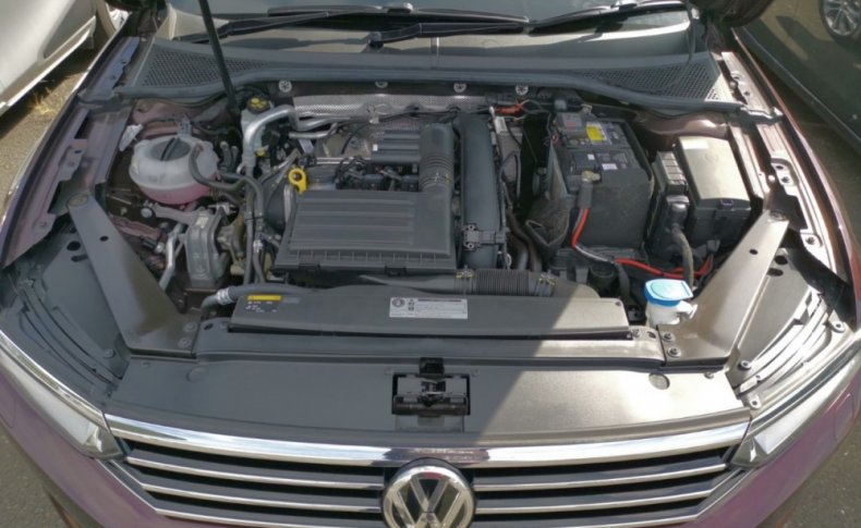 VOLKSWAGEN PASSAT VARIANT TSI HIGH LINE 2016