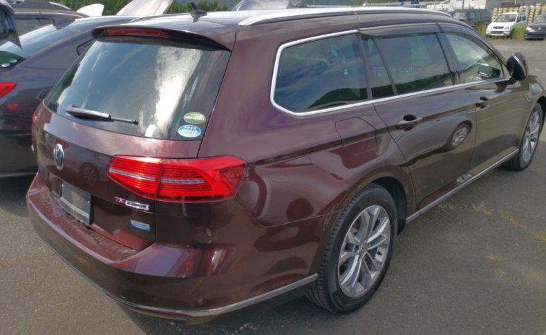 VOLKSWAGEN PASSAT VARIANT TSI HIGH LINE 2016