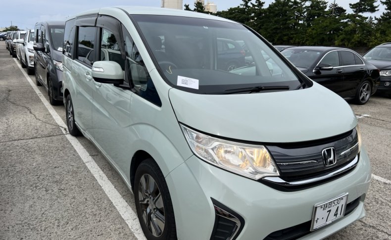 HONDA STEPWGN G EX HONDA SENSING 2015