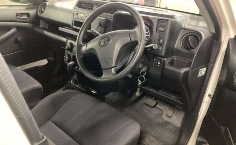 TOYOTA PROBOX DX COMFORT 2020