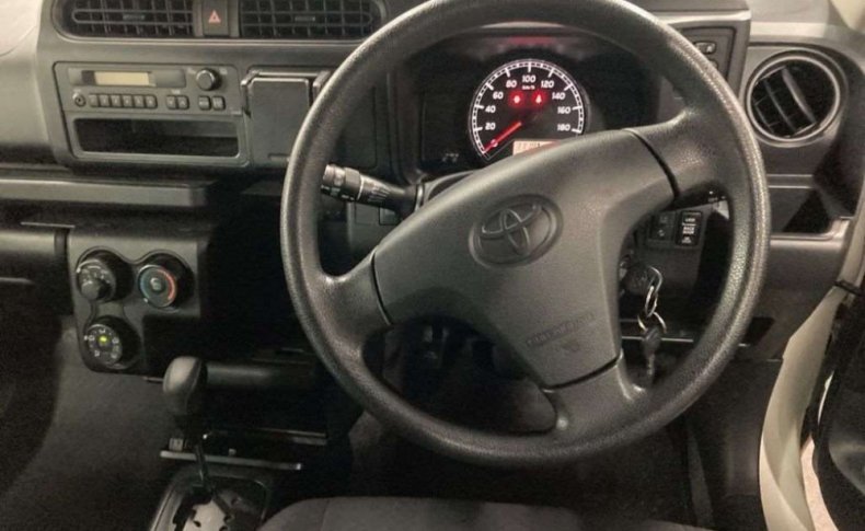TOYOTA PROBOX DX COMFORT 2020