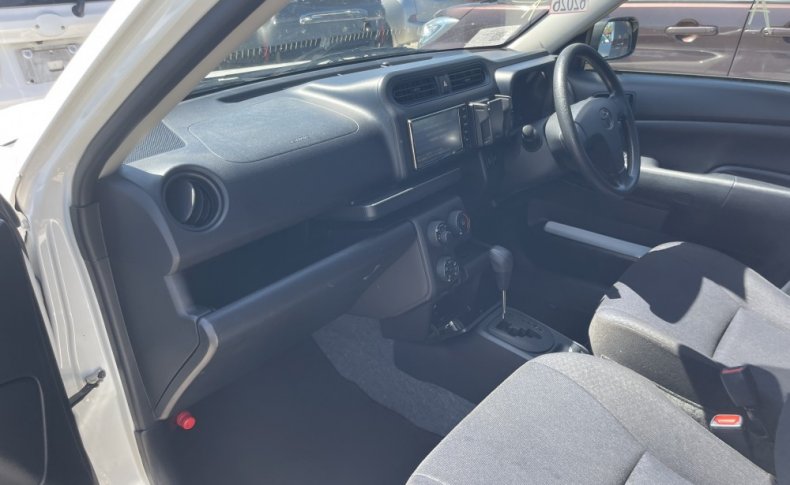 TOYOTA PROBOX DX COMFORT 2019