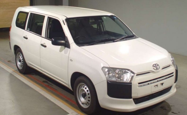 TOYOTA PROBOX DX COMFORT 2019
