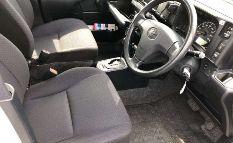 TOYOTA PROBOX DX COMFORT 2019