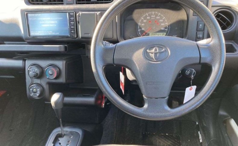 TOYOTA PROBOX DX COMFORT 2019