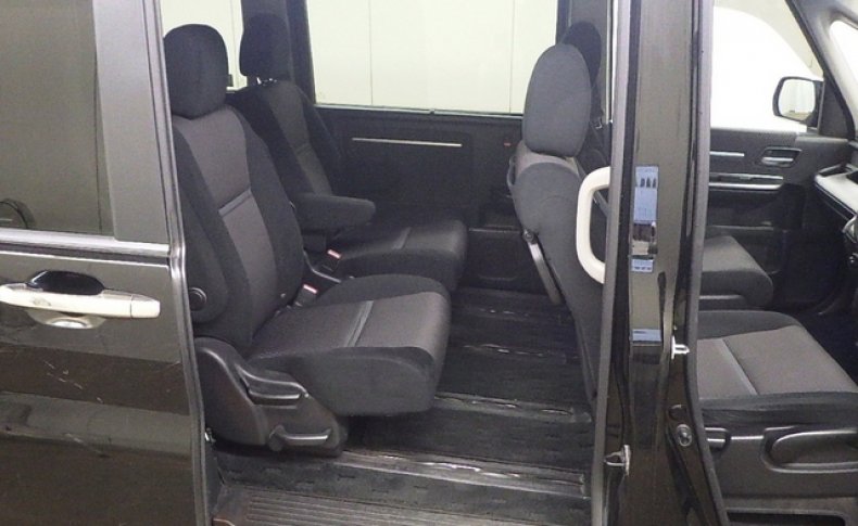 HONDA STEPWGN SPADA 7-SEATERS 2015