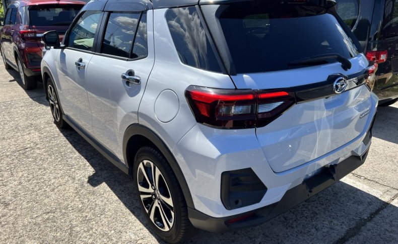 DAIHATSU ROCKY PREMIUM 2020
