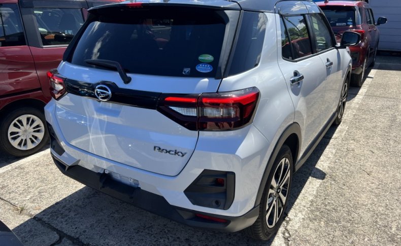 DAIHATSU ROCKY PREMIUM 2020