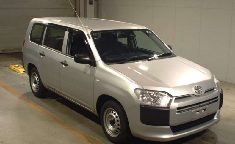 TOYOTA PROBOX DX COMFORT 2019