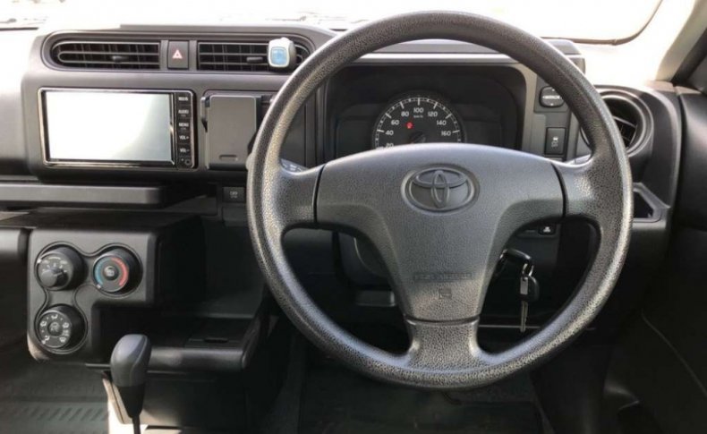 TOYOTA PROBOX DX 2019
