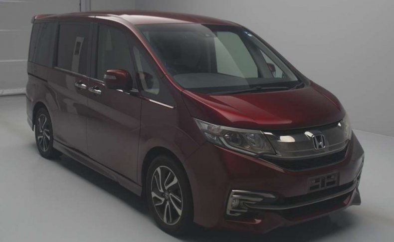 HONDA STEPWGN SPADA COOL SPIRIT 8-SEATERS 2015