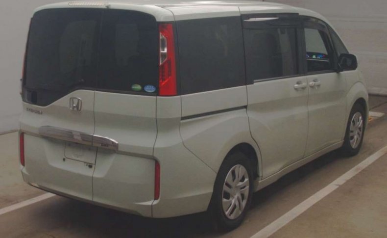HONDA STEPWGN G 7-SEATERS 2015
