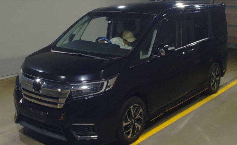 HONDA STEPWGN SPADA HONDA SENSING 8-SEATERS 2017