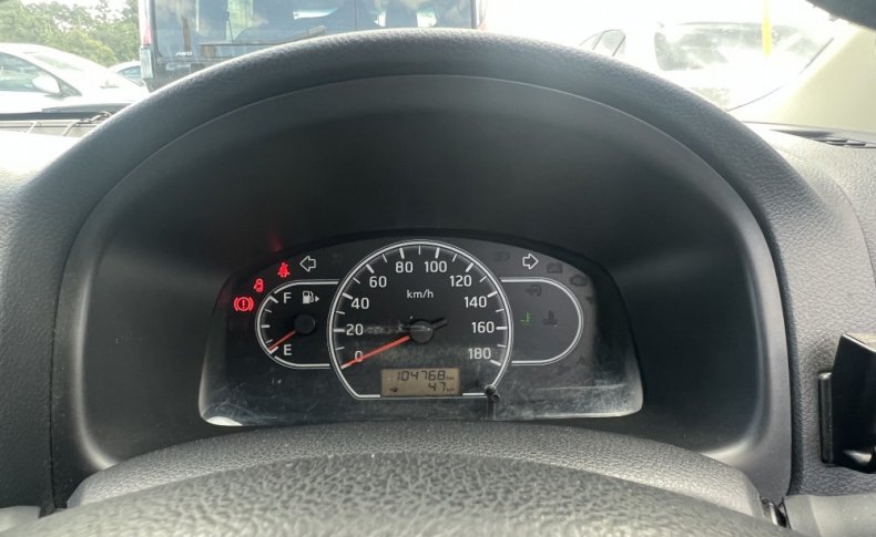 NISSAN AD 2WD 2019