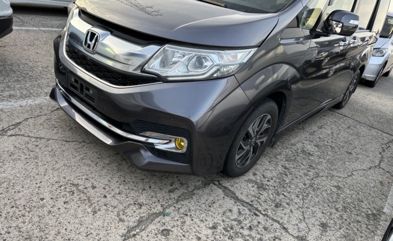 HONDA STEPWGN SPADA HONDA SENSING 7-SEATERS 2015