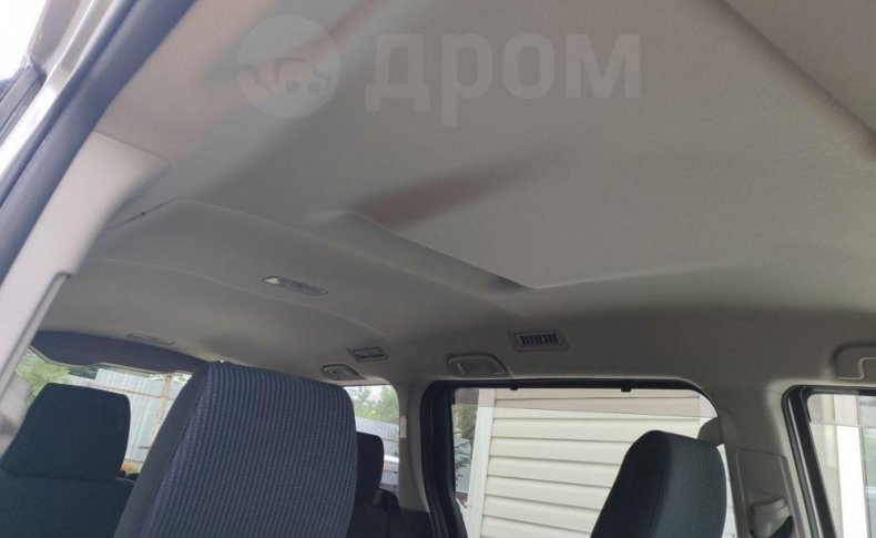 TOYOTA VOXY X 2018