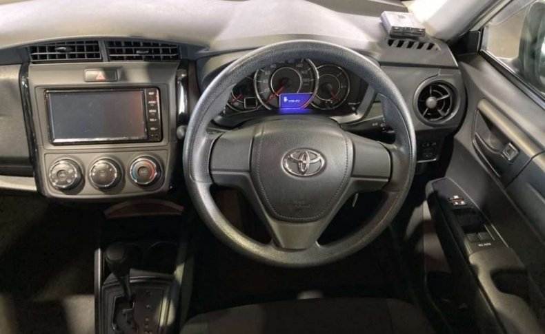 TOYOTA COROLLA AXIO X 2019