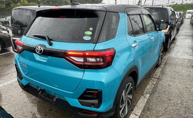 TOYOTA RAIZE Максимальная комплектация Z 2019