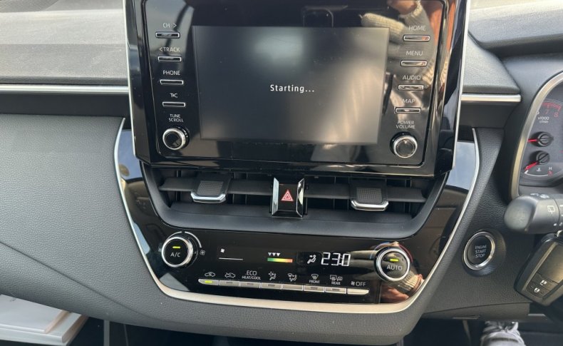 TOYOTA COROLLA TOURING G-X Plus 2020