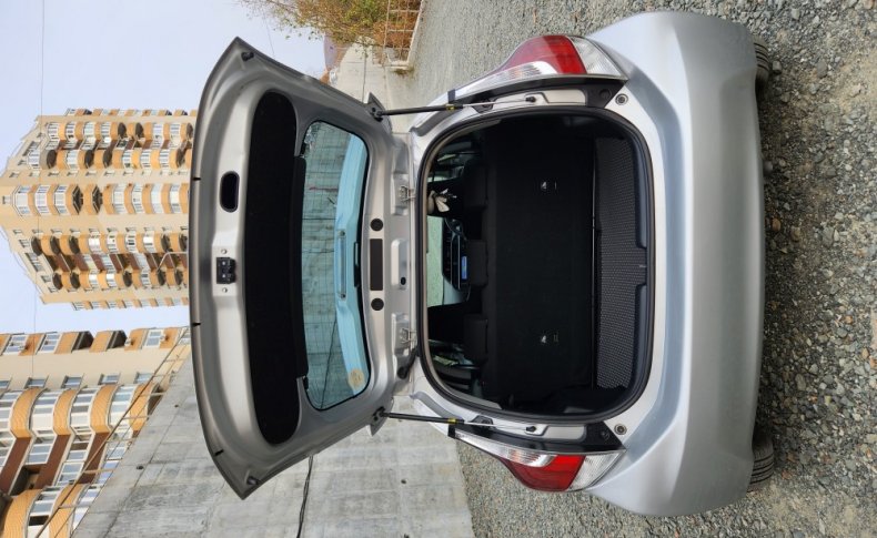 TOYOTA AQUA L 2016