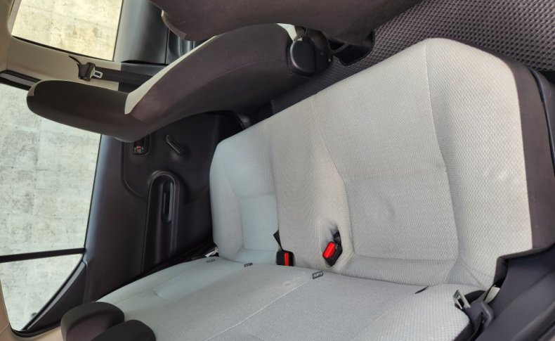 TOYOTA AQUA L 2016