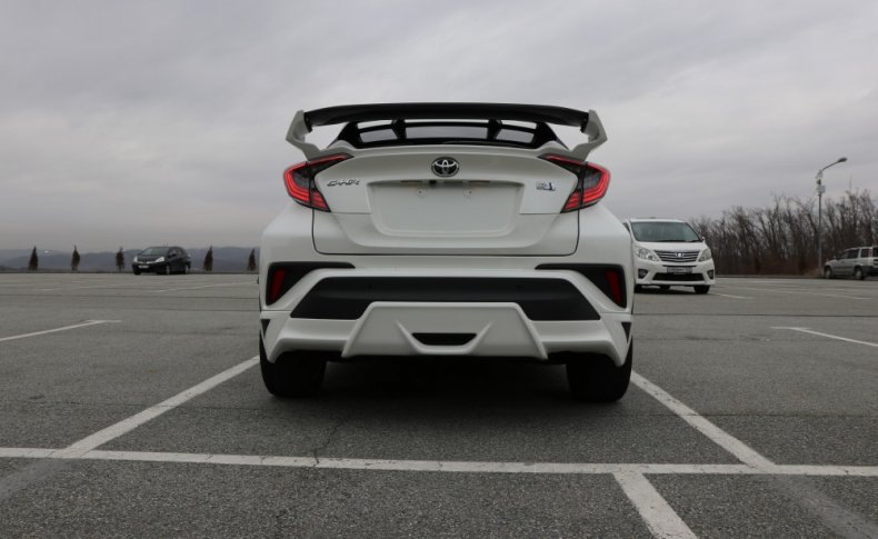 TOYOTA C-HR G LED EDITION 2017