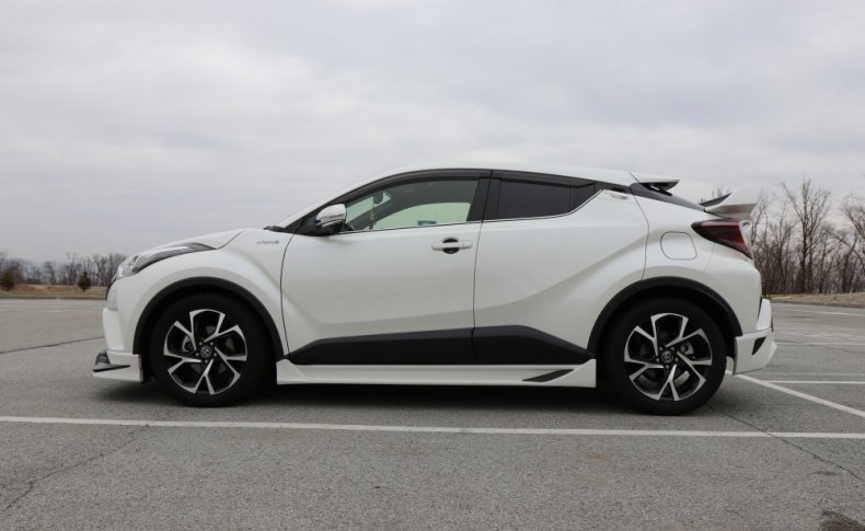 TOYOTA C-HR G LED EDITION 2017