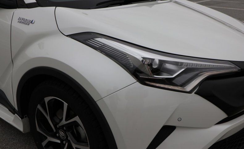 TOYOTA C-HR G LED EDITION 2017