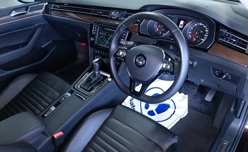 VOLKSWAGEN PASSAT TSI Highline 2016