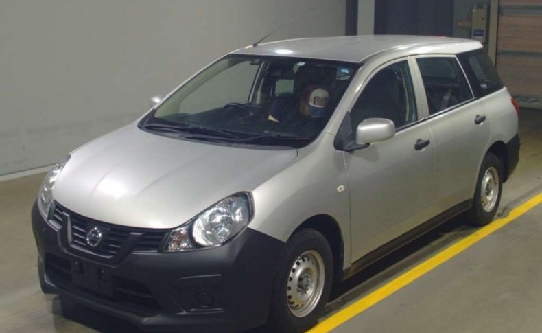 NISSAN AD VE 2019