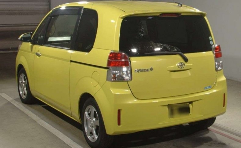 TOYOTA SPADE G 2013