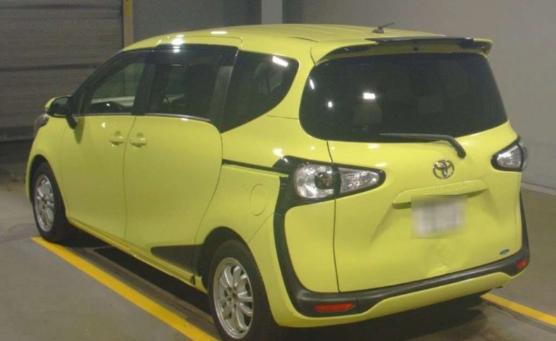 TOYOTA SIENTA X 2016