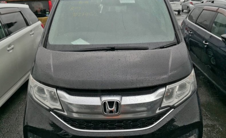 HONDA STEPWGN Spada Advanced Package Alpha 8 seater 2015