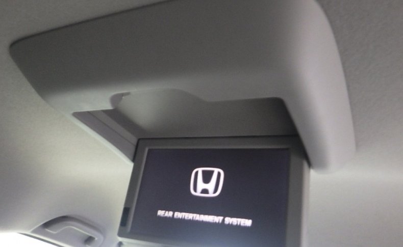 HONDA STEPWGN Spada Advanced Package Alpha 8 seater 2015