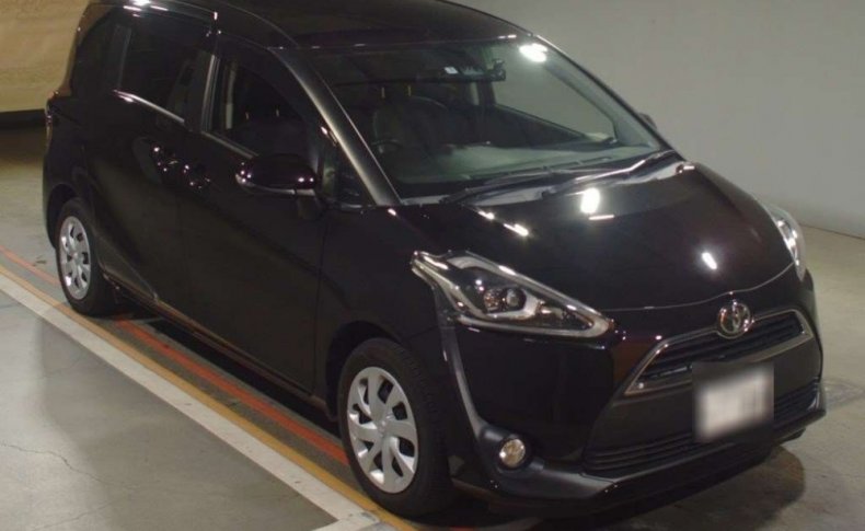 TOYOTA SIENTA G 2017