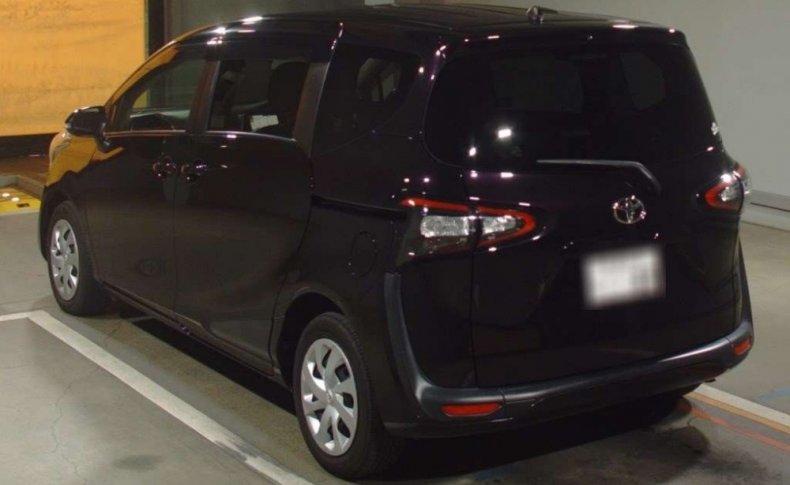 TOYOTA SIENTA G 2017