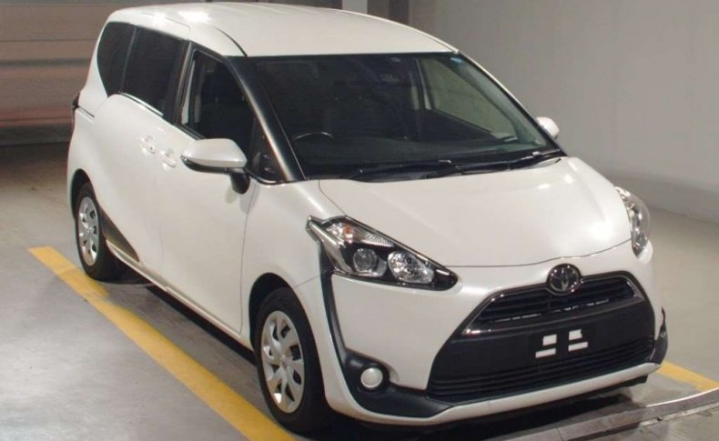 TOYOTA SIENTA G 2016