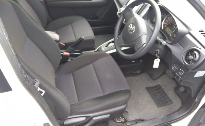 TOYOTA COROLLA FIELDER 1.5X 4WD 2018
