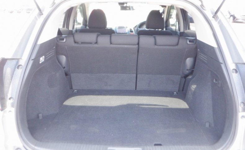 HONDA VEZEL HYBRID X 2014