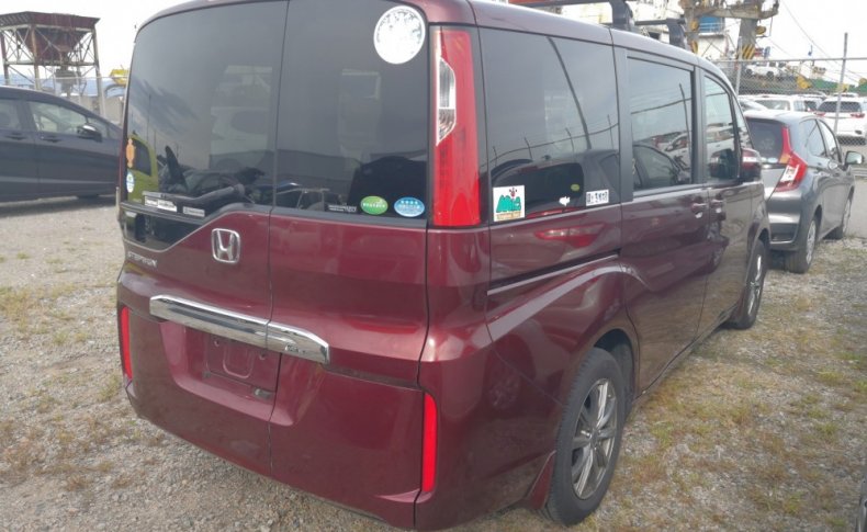 HONDA STEPWGN G 4WD 2015