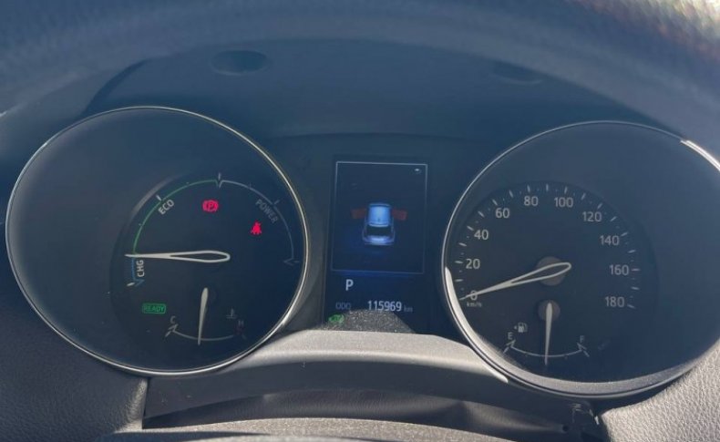 TOYOTA C-HR HYBRID S 2018